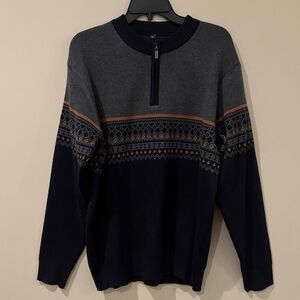 Men's Gray and Navy Sweater